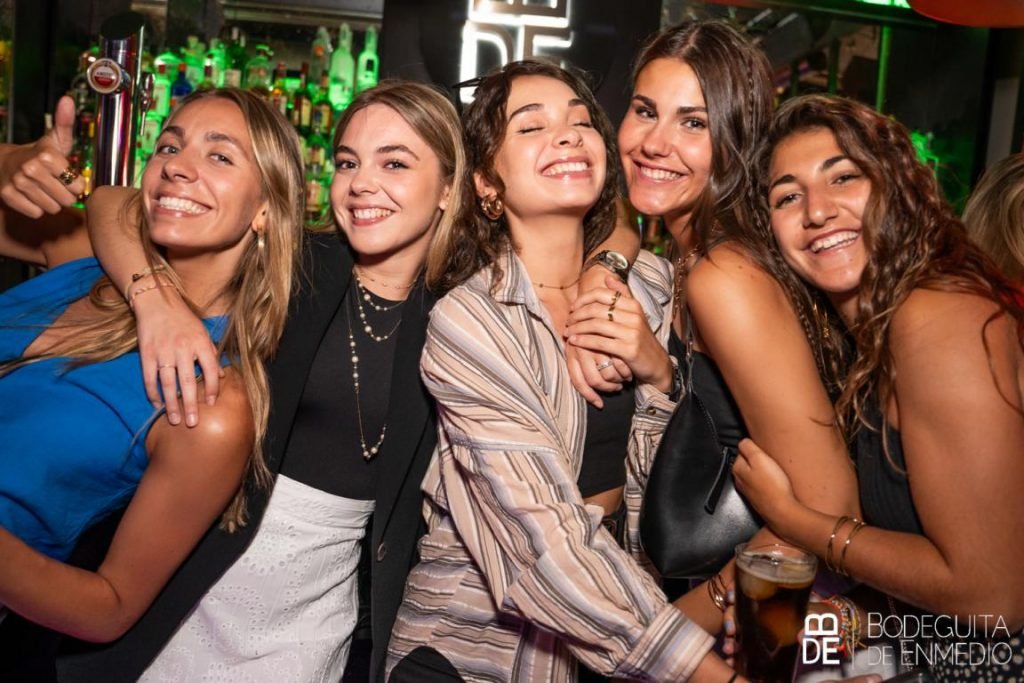 Interior de Bodeguita